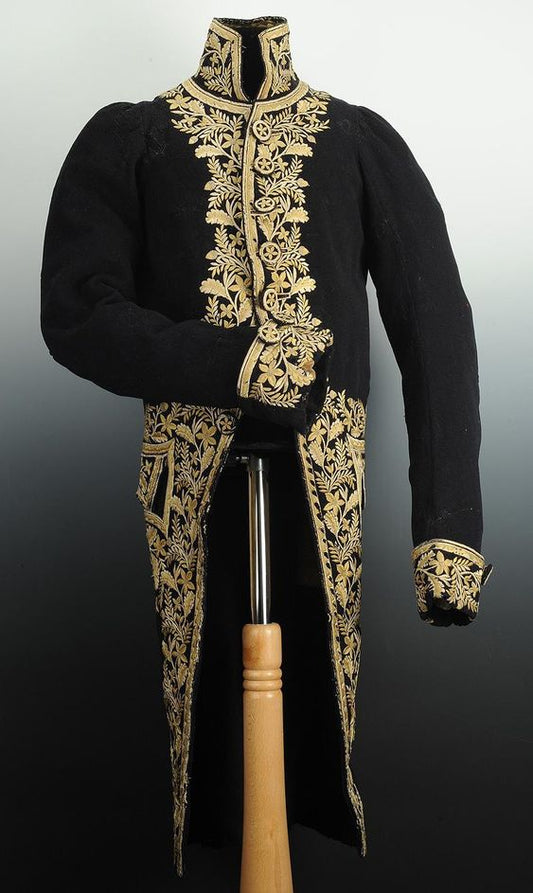 Men 3pc Black Velvet French Rococo Fashion 18th Century Suit Costume Free Lace Jabots And Cuff (HS-05) Bespoke Point