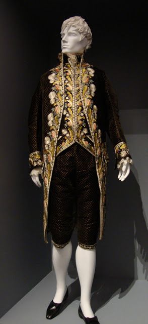 Men 3pc French Rococo Fashion 18th Century Suit Costume Hand Embroidery Free Lace Jabots & Cuff (HS-39) Bespoke Point