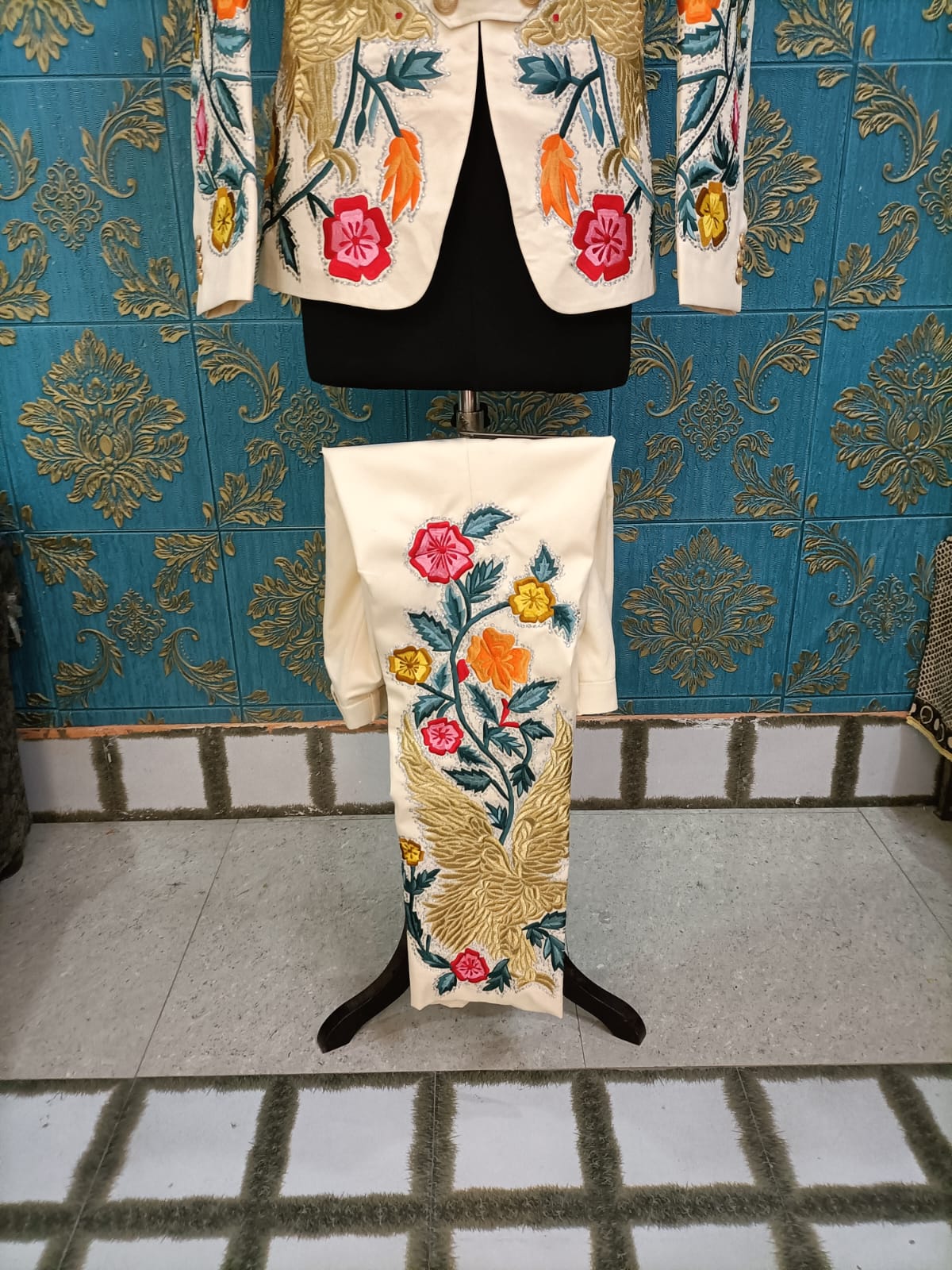 Men 2pc Ivory Embroidery Suit (NS-06) Bespoke Point