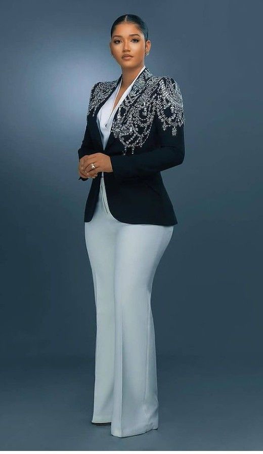 Women 2pc Suit (WS-195) Bespoke Point
