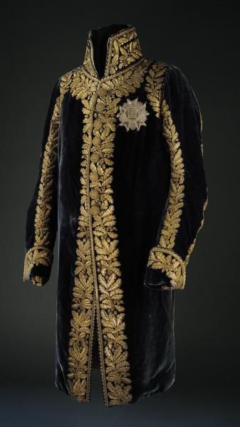 Men 3pc French Rococo Fashion 18th Century Suit Costume Hand Embroidery Free Lace Jabots & Cuff (HS-89) Bespoke Point