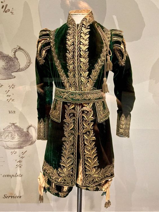 Men 3pc Green Velvet French Rococo Fashion 18th Century Suit Costume Free Lace Jabots & Cuff (HS-14) Bespoke Point