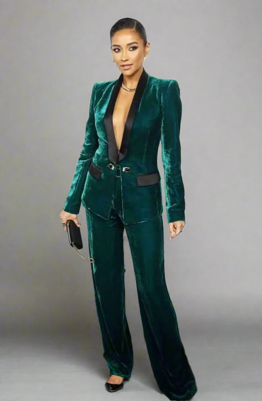 Women Velvet Green 2pc Suit (WS-41) Bespoke Point