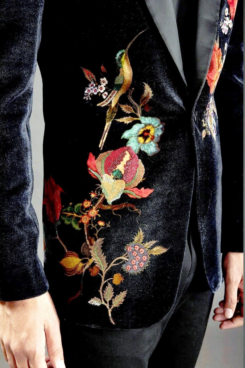 Men 2pc Black Embroidery Suit NS 14