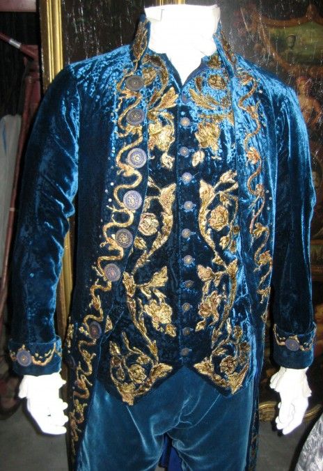 Men 3pc French Rococo Fashion 18th Century Suit Costume Hand Embroidery Free Lace Jabots & Cuff (HS-98) Bespoke Point